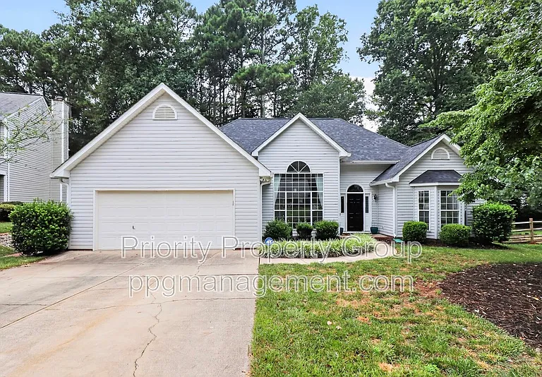 9118 Pine Springs Ct — Photo 1