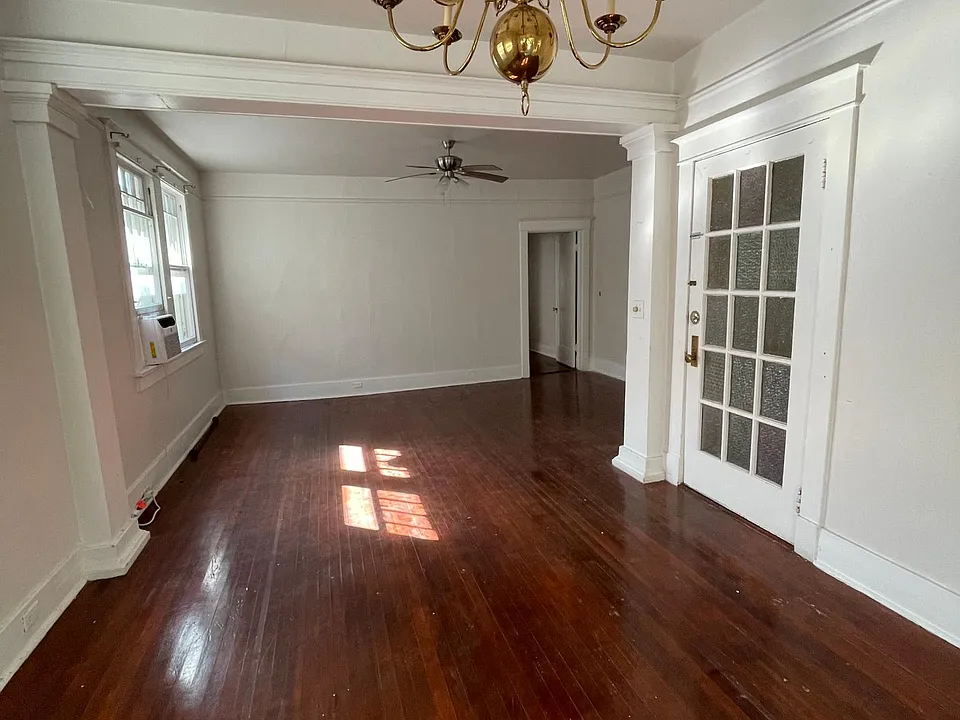 7816 Saint Charles Ave #2