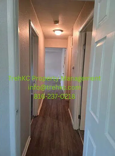 11206 Corrington Ave — Photo 8
