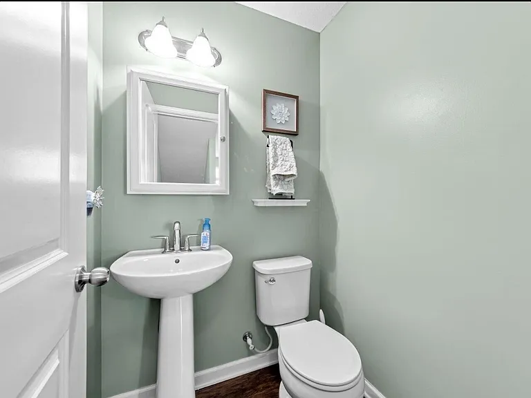 5925 Winberry Creek Dr — Photo 11