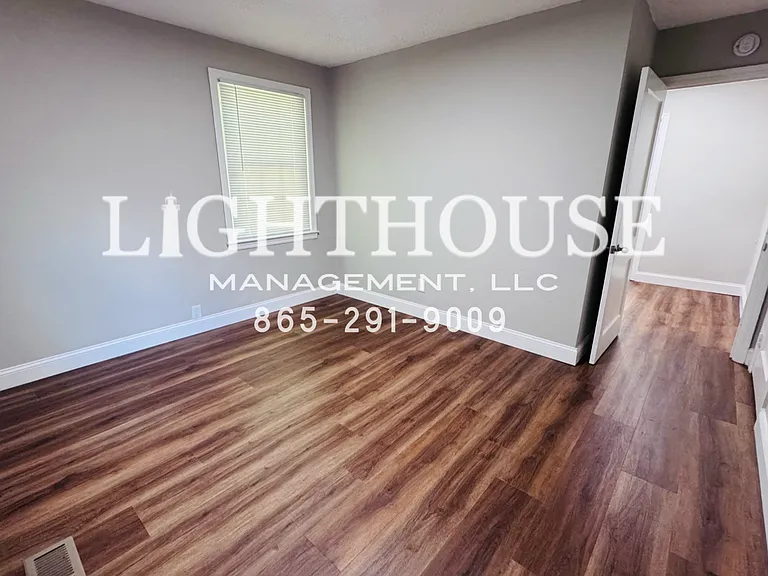1808 Lombard Pl — Photo 5