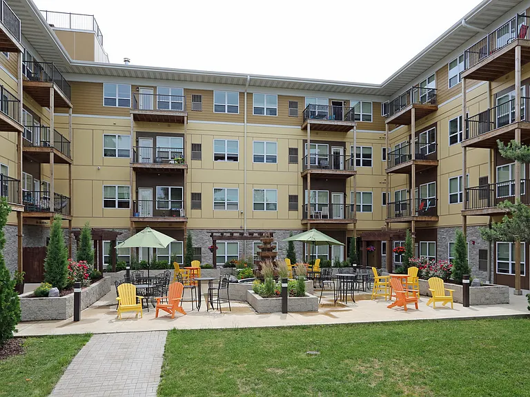 Granite Ridge Apartments — Photo 24