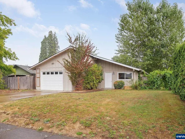 2517 SE Powell Pl, Corvallis, OR 97333