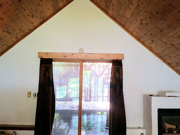 Rear entry to loft bedroom