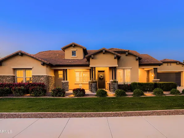 14646 W VILLAGE Parkway, Litchfield Park, AZ 85340