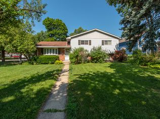 948 S Grace St, Lombard, IL