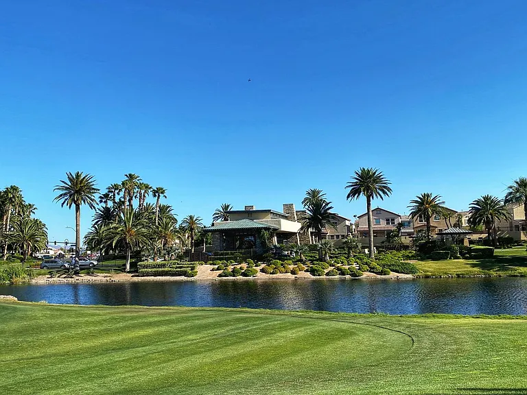 231 Cliff Valley Dr — Photo 37