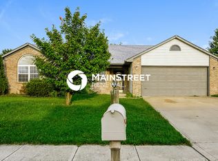 1167 Oak Leaf Rd, Franklin, IN 46131