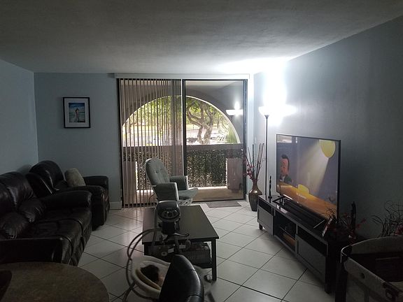 3rd image of 12209 SW 14th Ln APT 1212