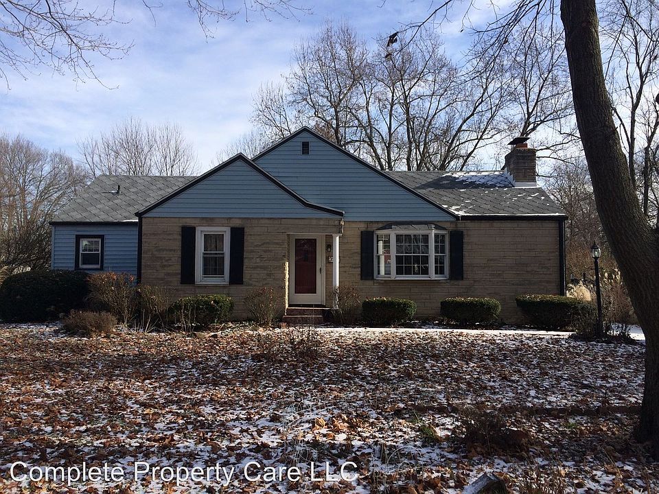 1st image of 1704 N Alden Rd