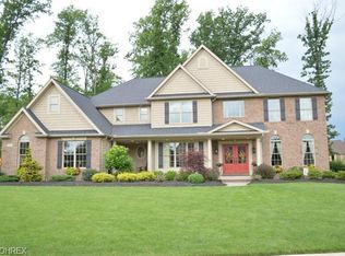 30899 Sawgrass Ln, Westlake, OH 44145
