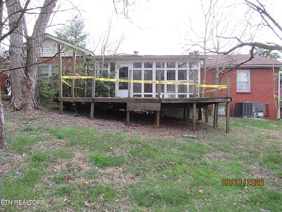 2nd image of 511 Patton Ferry Rd