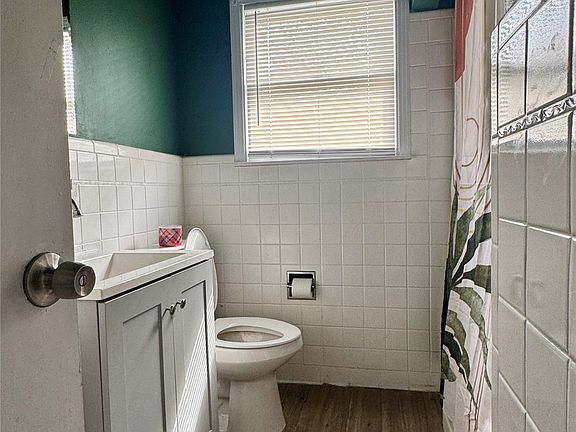 5th image of 6724 Norma St
