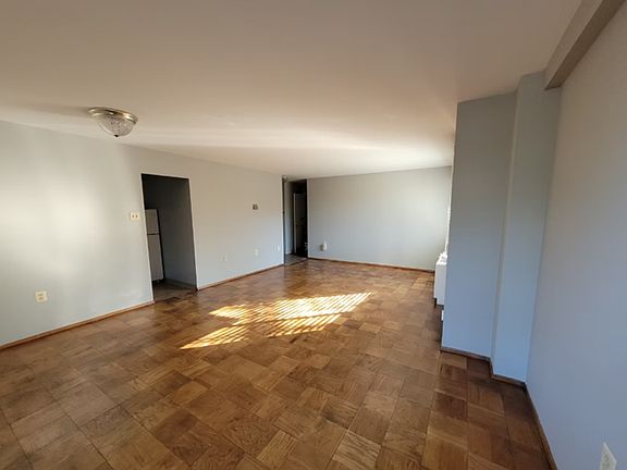 3rd image of 499 Silver Spring Ave #611