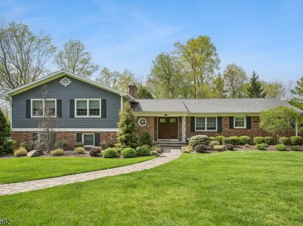 89 Westview Rd, Millburn Twp., NJ 07078
