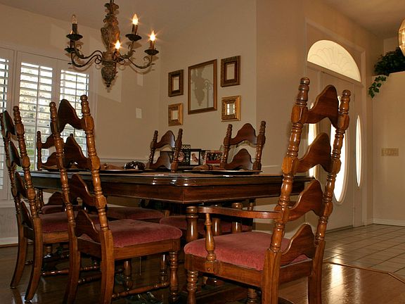 5th image of 3807 Gaines Dr