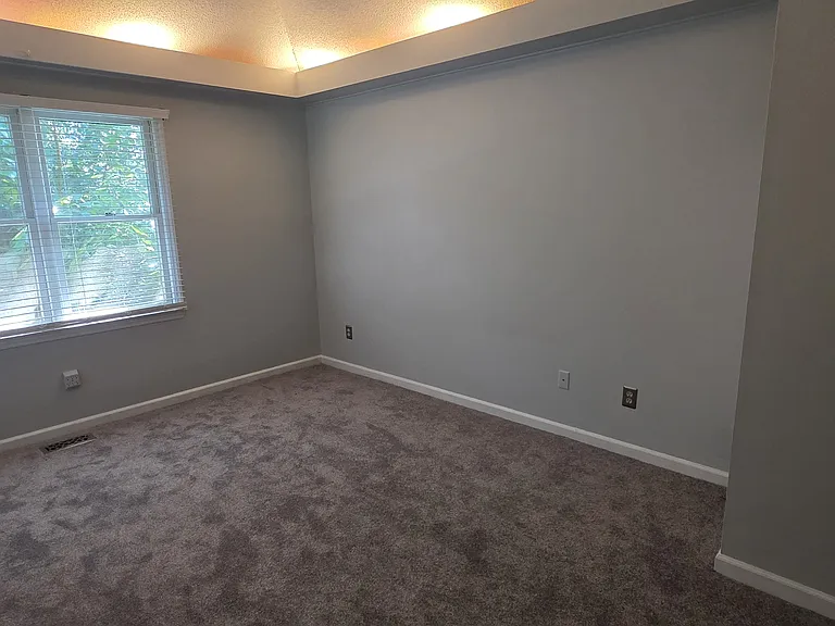 3461 Mill Run — Photo 5