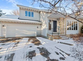 206 Beth Cir, Mount Horeb, WI 53572