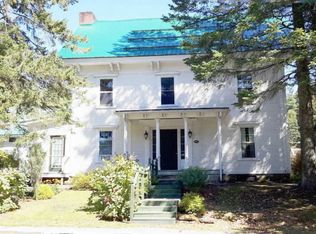 359 Maple St, Stowe, VT 05672