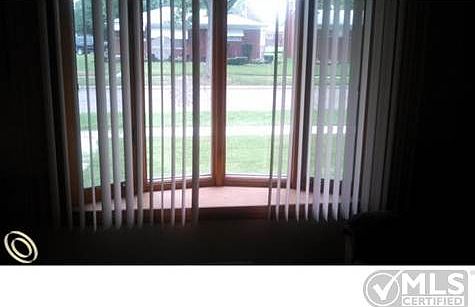Beautiful bay window.jpg