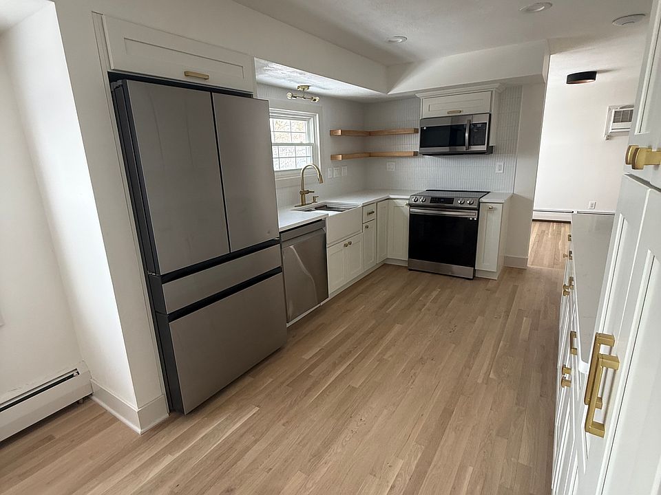 1st image of 1 Amesbury St #1
