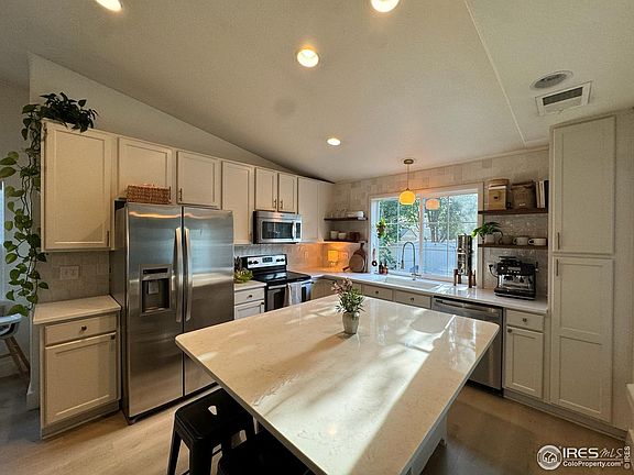 4th image of 3824 Cedarwood Ln
