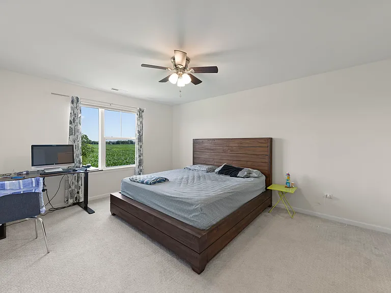 4200 Calder Ln — Photo 15