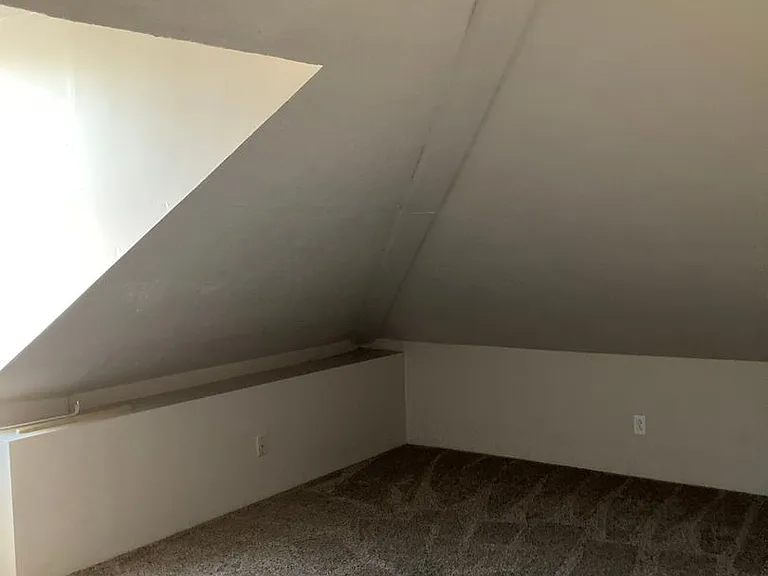 614 Armandale St — Photo 27