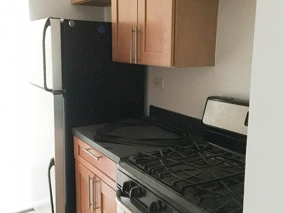 2nd image of 273 W 131st St APT 2B