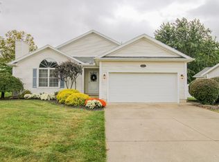 104 Roth Ct, Bellevue, OH 44811