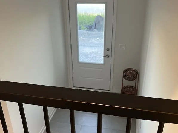 1464 19th Ave, Richmond Hill, ON L4E 3R9