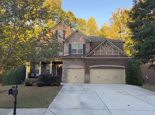 180 Village Green Ct, Lilburn, GA 30047