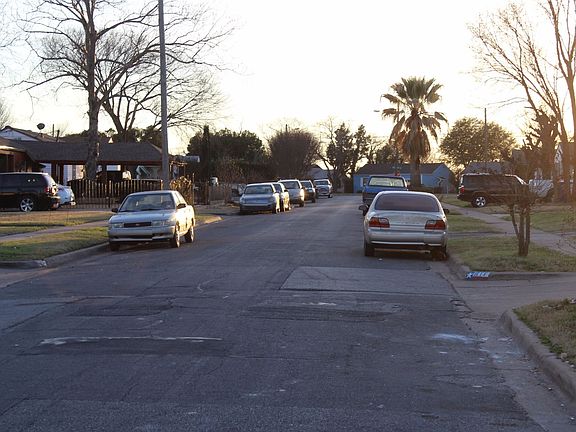 5th image of 606 Lacewood Dr