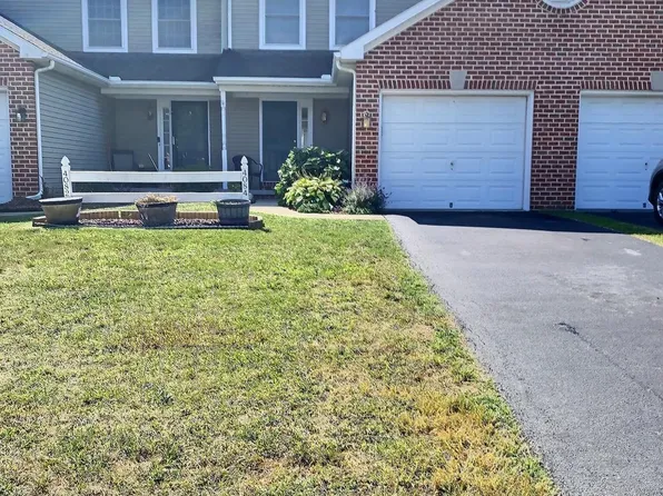 4084 Laurel Ln, Mount Joy, PA 17552