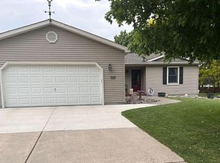 515 E Arcada St, Ithaca, MI 48847