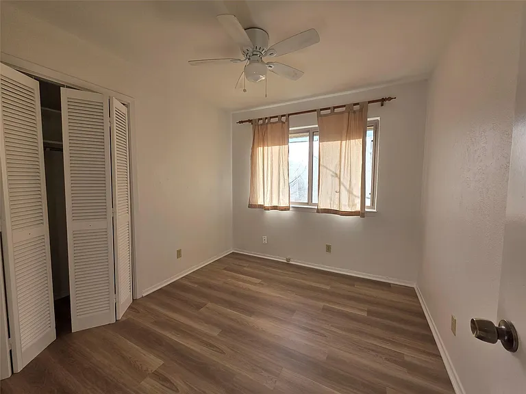 10909 Hillside Oak Ln — Photo 13