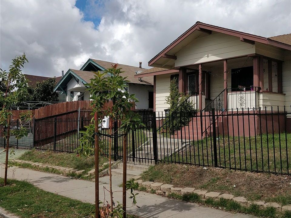 1st image of 3144 Clay Ave