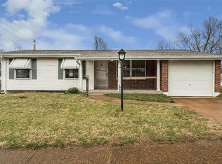 402 Bridget Dr, Saint Louis, MO 63125
