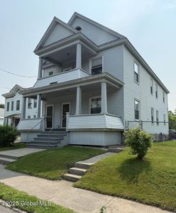 35 Locust Avenue, Amsterdam, NY, 12010