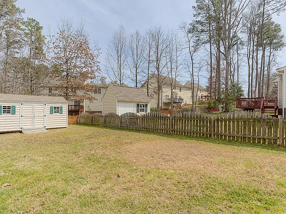 2nd image of 9873 Willow Glen Ct