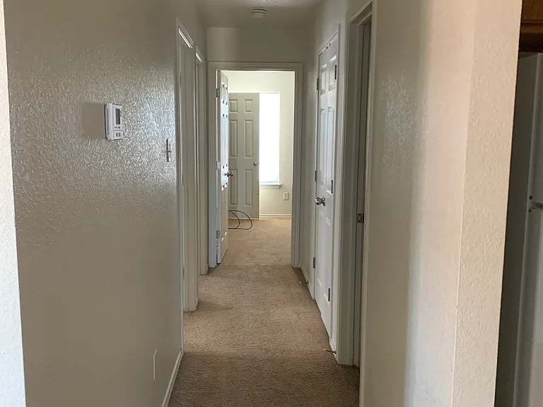 2912 Ashley Dr — Photo 8