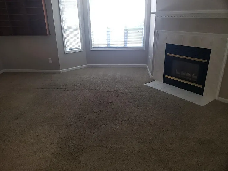 120 Breezewood Dr — Photo 5