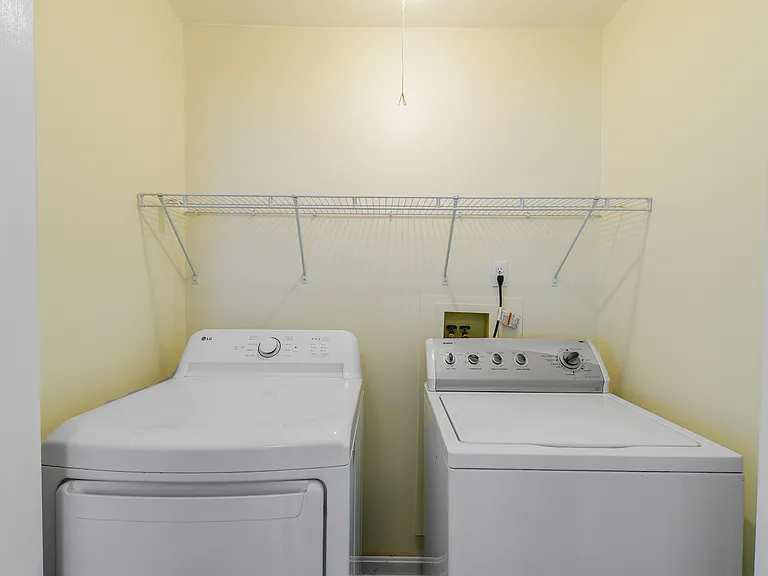 7822 Citadel Ct — Photo 12