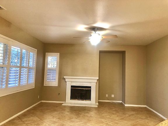 4th image of 31214 Sunningdale Dr