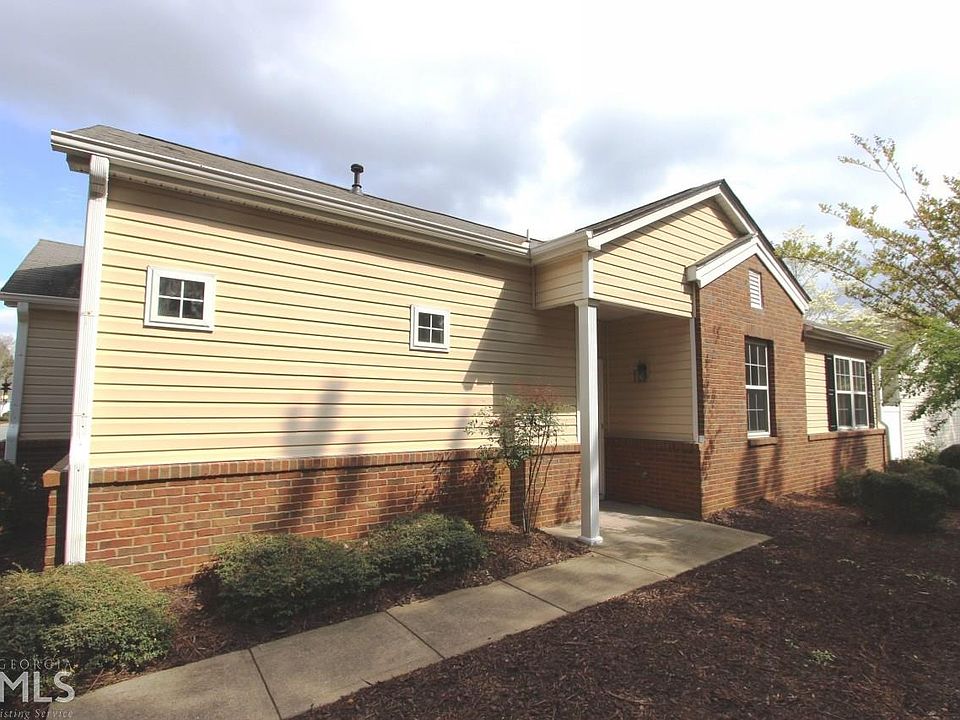 1st image of 180 W Oaks Pl