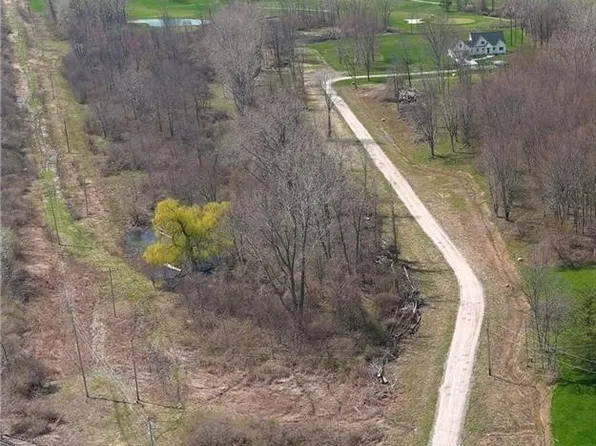 4020B Salt Works Rd, Medina, NY 14103