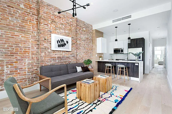 Sold by Citi Habitats | media 15