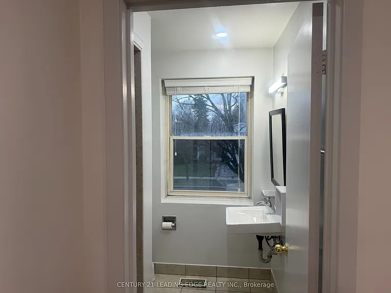 95 Willowridge Rd — Photo 16