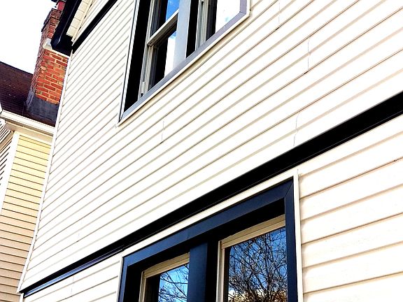 5th image of 11515 148th St