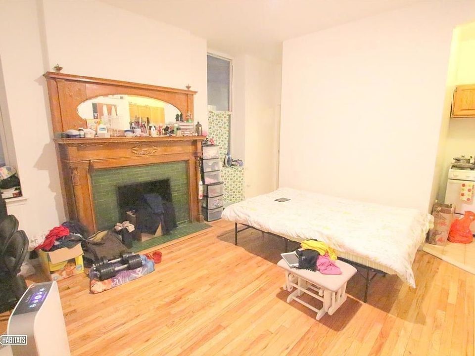 1st image of 858 W End Ave APT 3B